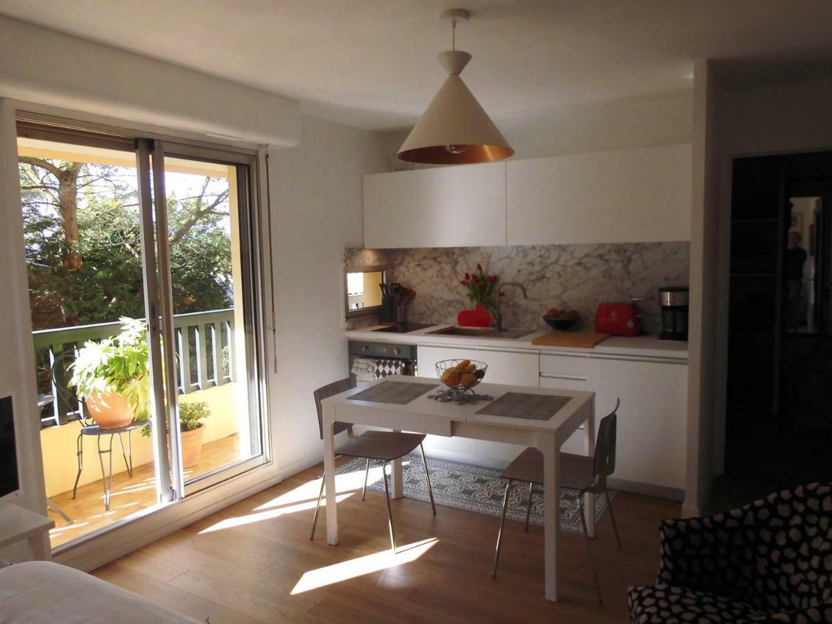 Ferienwohnung Au Balcon Fleuri Anglet Exterior foto