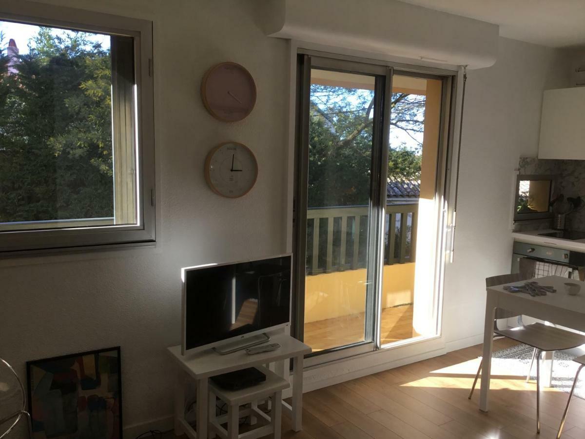 Ferienwohnung Au Balcon Fleuri Anglet Exterior foto